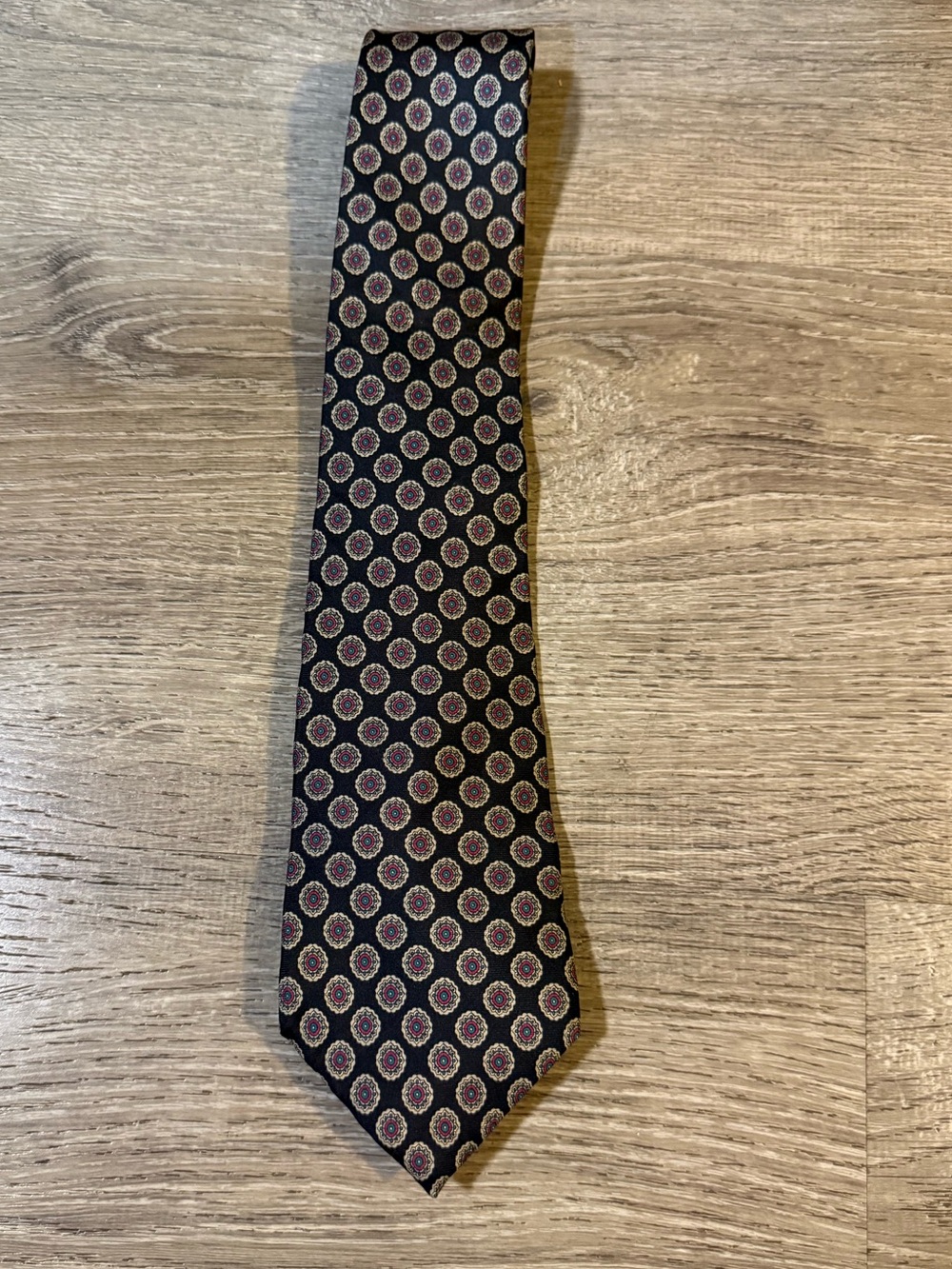 Vintage Christian Dior men’s medallion motif tie